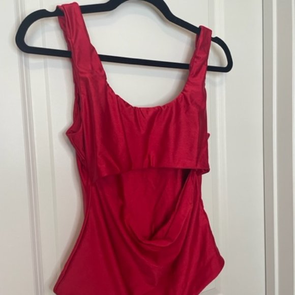 Lulu's‎ - Cut Out One Piece Swimsuit - Picture 3 of 4